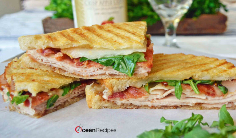 Black Friday Turkey and Stuffing Panini || Black Friday Recipes