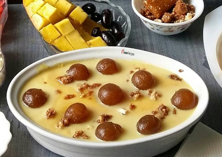 gulab jamun Custard recipe