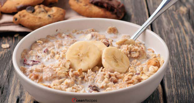 Easy To Make Banana and Almond Porridge | OceanRecipes